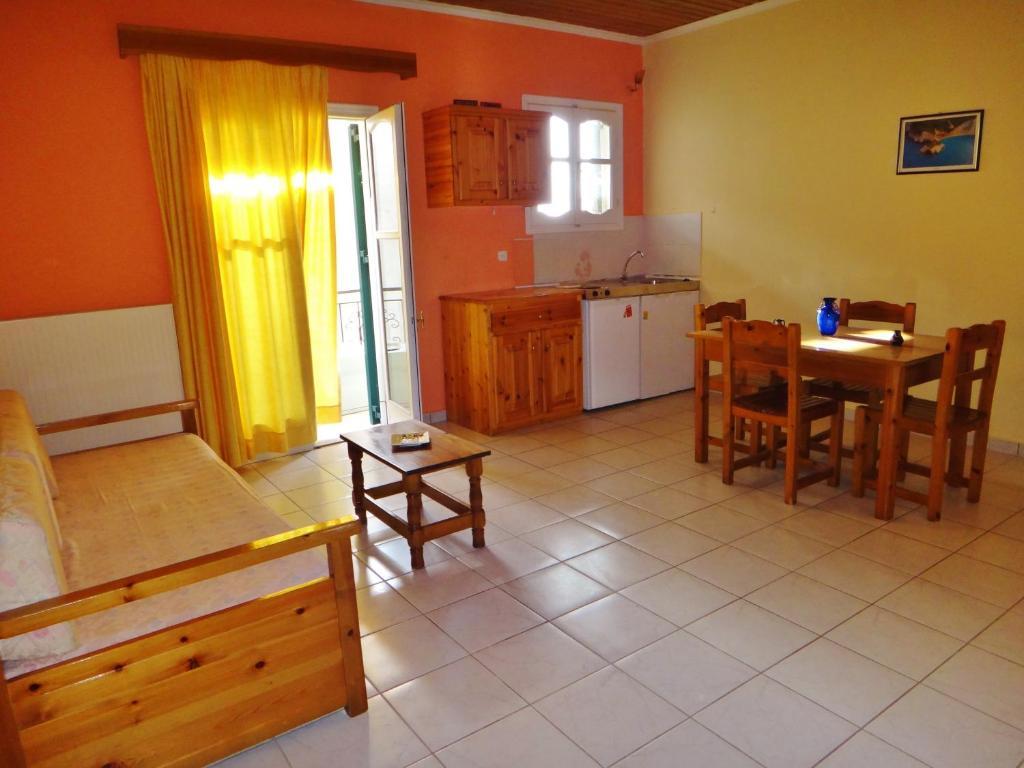 Lefkothea Apartments Frinion Room photo